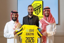 رسميا.. كريم بنزيمة ينضم إلى صفوف الاتحاد السعودي ويرتدي الرقم 9