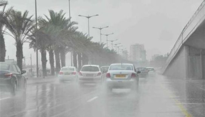 الأرصاد الجوية: تجاوزنا ذروة الطقس السيئ واستمرار سقوط الأمطار
