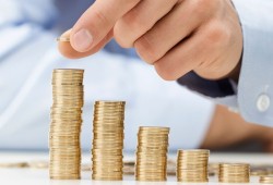 هل تسعى لزيادة دخلك؟.. 10 عادات يجب أن تتوقف عنها