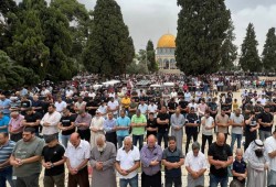 40 ألف مصلي يؤدون الجمعة في المسجد الأقصى