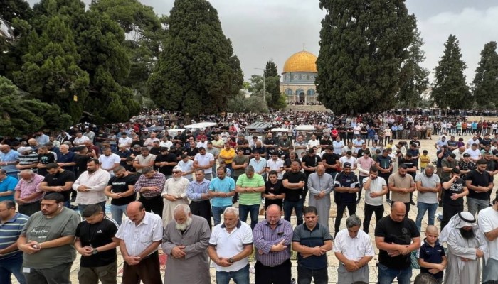 40 ألف مصلي يؤدون الجمعة في المسجد الأقصى
