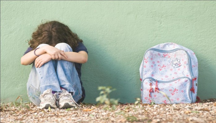 كيف تتحدث مع أطفالك عن التنمّر؟