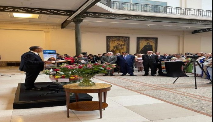 سفير الإمارات يمارس سلوكيات فاضحة باحتفالات سفارة مصر ببلجيكا بذكرى الانقلاب
