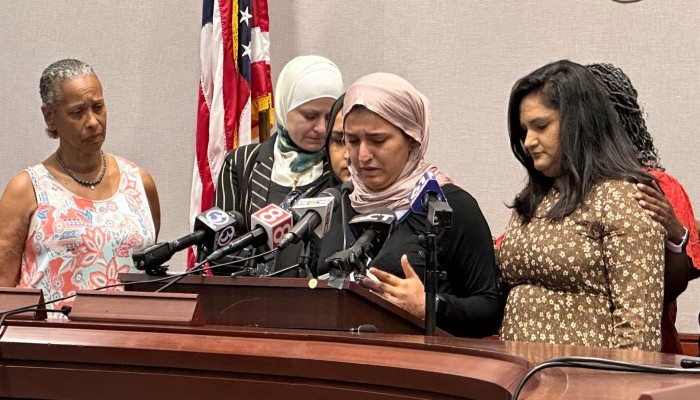 "ميدل إيست آي": نائبة أمريكية مسلمة تطالب بإجراء تحقيق فيدرالي بعد الاعتداء عليها بعيد الأضحى