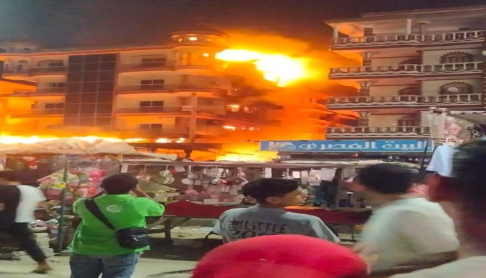 إصابة 13 شخصا في حريق بمعرض لبيع الأحذية بالدقهلية