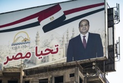 ميدل إيست آي: لن يتم استبدال السيسي طالما لم تندلع فوضى في مصر