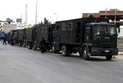 ترحيل 21 معتقلًا من الشرقية لسجون العاشر والفيوم والمنيا