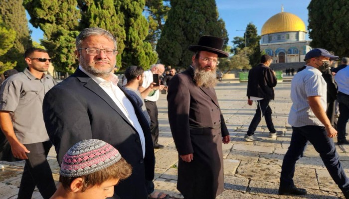 1787 مستوطناً اقتحموا المسجد الأقصى بقيادة المتطرف ابن غفير