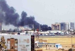تجدد الاشتباكات في الخرطوم وانتشار الجثث في دارفور.. السودان على صفيح ساخن