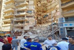 النزيف يتواصل.. مصرع سيدة وإصابة 2 نتيجة انهيار عقار قديم بالإسكندرية