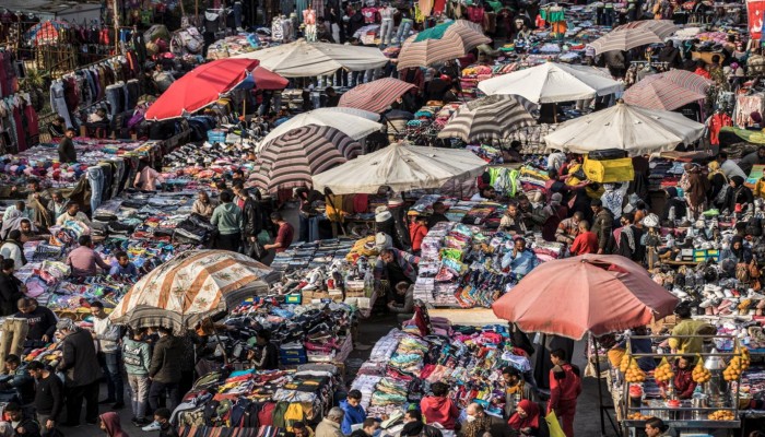 من اللحوم إلى الأجهزة الكهربائية.. التقسيط ملاذ الفقراء في مصر