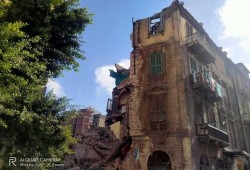 النزيف يتواصل.. مصرع عامل وإصابة آخر إثر انهيار شرفة بعقار في الإسكندرية