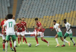 الأهلي يفتتح الدوري بفوز عريض على المصري