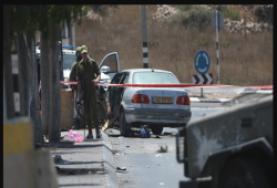 إصابة صهيوني دهسا والاحتلال يصيب ويعتقل فلسطينيين بالضفة