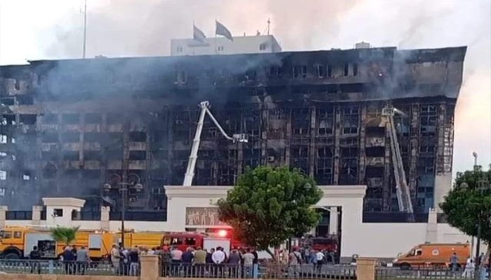 شبهات بافتعال حريق مديرية الأمن بالإسماعيلية.. ومغردون: " لو محطة بنزين مش هتولع كده"