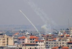 حماس تعلن معركة طوفان الأقصى.. عشرات القتلى والأسرى الصهاينة