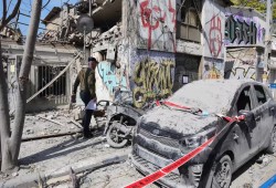 الجارديان تستعرض تفاصيل "زلزال فلسطين" منذ السبت الماضي