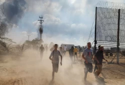 الحرب الإسرائيلية الفلسطينية: هكذا قلبت غزة الطاولة على سجانيها