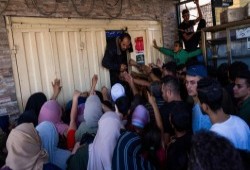 الأزمة في غزة: لهذا ينفد الغذاء والماء والكهرباء