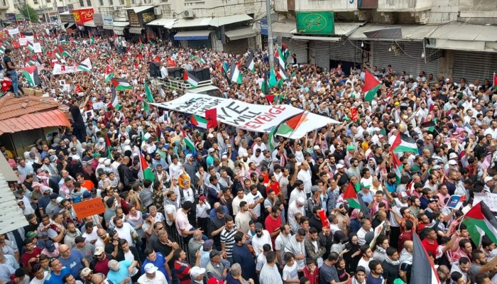 اعتقال متظاهرين بالأزهر.. مظاهرات حاشدة في أنحاء العالم لوقف العدوان على غزة