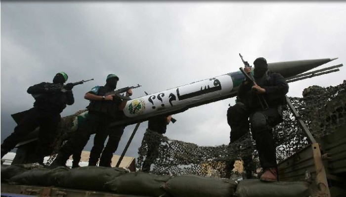 صفارات الإنذار تدوي على مدار الجمعة.. رشقات صاروخية مكثفة على تل أبيب والمناطق المحتلة