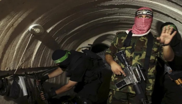تقرير: إسرائيل ستغرق أنفاق غزة بغاز الأعصاب.. وخبير عسكري: بإمكان حماس إبطالها