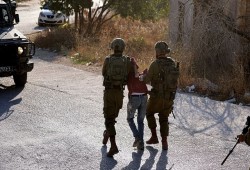 منها "الدولاب" و"الشبح".. توثيق "جرائم حرب" على معتقلين فسلطينيين (فيديو)