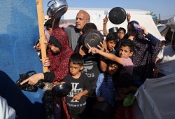 "حرب التجويع" منهجية إسرائيلية لقتل سكان غزة وإخضاع حماس (تقرير)