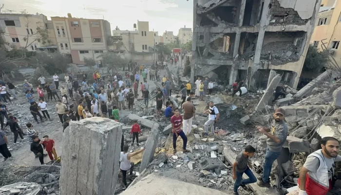 بيان من علماء الأمة يدعو لفتح الحدود ودعم المقاومة الفلسطينية