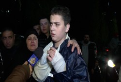 الأسرى الفلسطينيون المحررون: نعيش في حلم الحرية وثقتنا كبيرة في المقاومة (تقرير)