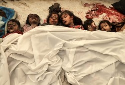 بطرق وأدوات بدائية.. طواقم الإنقاذ الفلسطينية تنتشل 160 شهيد خلال الـ24 ساعة الماضية