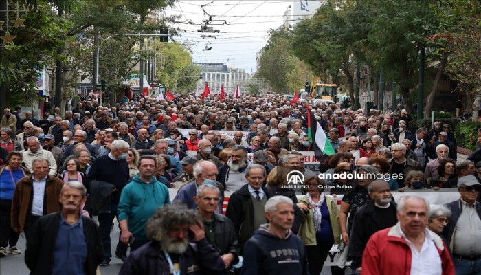 حماس تدعو لاستمرار الحراك العالمي لدعم فلسطين في الأيام المقبلة