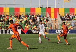 نواذيبو يهزم بيراميدز بثنائية بـ 10 لاعبين في دوري الأبطال