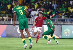 يانج أفريكانز يفرض التعادل على الأهلي بسيناريو مثير