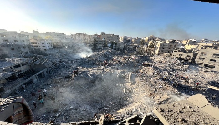 في اليوم الـ61 للعدوان.. 45 شهيدا في قصف منزل يأوي نازحين