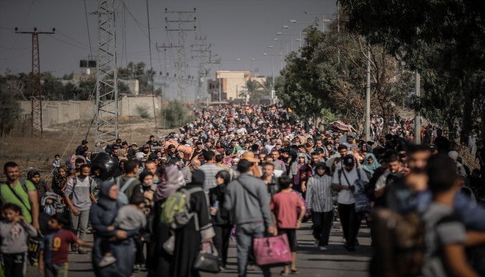 صحيفة إسرائيلية: إفراغ غزة على طريقة الجولان هو الحل
