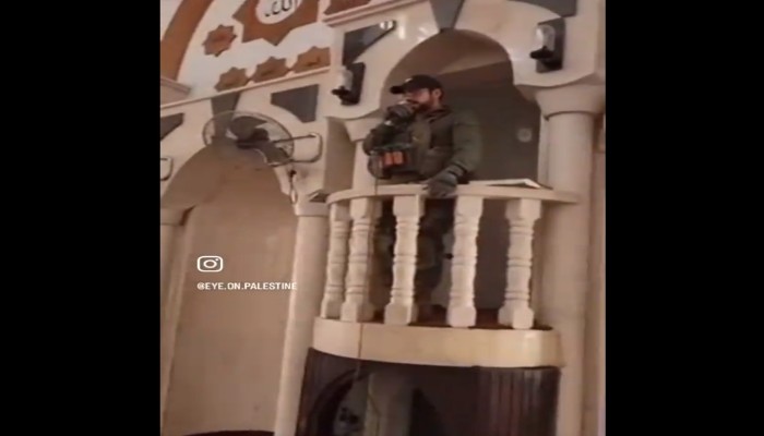 بالفيديو.. جنود الاحتلال يدنسون حرمة مساجد بجنين والوزير المتطرف بن غفير يشيد بهم