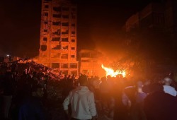 خدمات الاتصالات والإنترنت تتوقف في غزة بشكلٍ كامل