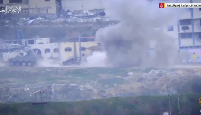 مقاتلو القسام يستهدفون جيب همر بصاروخ مضاد للدروع (فيديو)