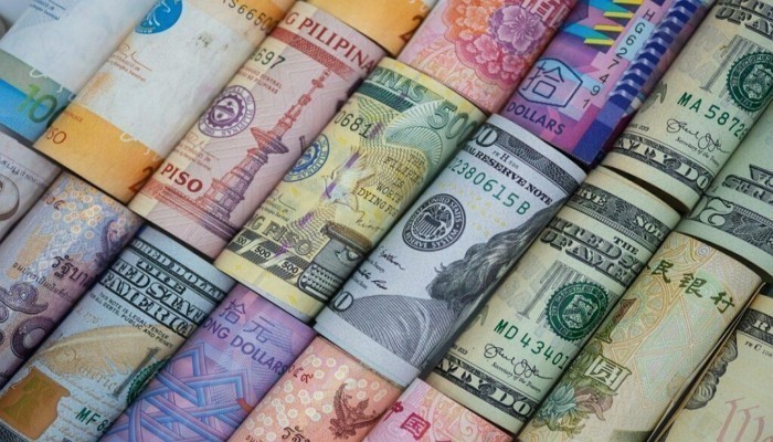 أسعار العملات اليوم الخميس