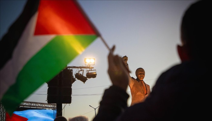 وقفات بالضفة الغربية و "خارجية فلسطين": محاكمة إسرائيل أمام "العدل" حدث تاريخي
