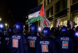 اختراقات أوروبية وافريقية لموقف ألمانيا المساند للكيان الصهيوني في محكمة العدل الدولية