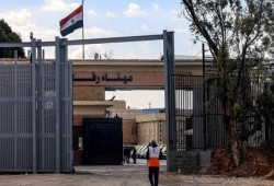 "ميدل إيست أي": شركة مرتبطة بالمخابرات المصرية تتربّح من معاناة غزة