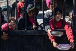 افتتاحية الجارديان: المعاناة لن تنتهي بغزة عندما تنتهي الحرب