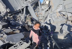 في اليوم الـ122.. استشهاد 21 فلسطينيا وإطلاق النار على مستشفى الأمل