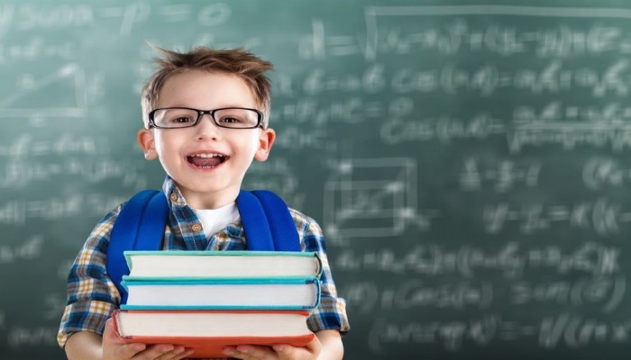 6 علامات تدل على أن ابنك عبقريا.. و7 نصائح لتربيته