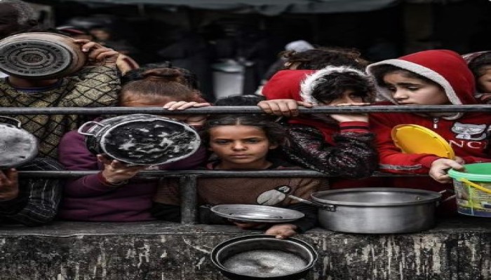حتى المساعدات "لا سمح الله".. الأمم المتحدة وفعاليات فلسطينية تحذر من مجاعة بغزة 