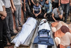 استشهاد المصور الصحفي "ياغي" يرفع عدد شهداء الصحفيين في غزة إلى 132 صحفيًا