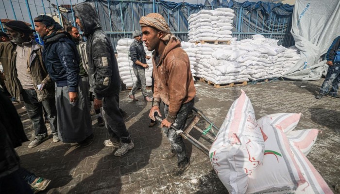 تتعرض لحملة تخويف واسعة.. "أونروا" تنفي ارتباط 12 من موظفيها بحماس