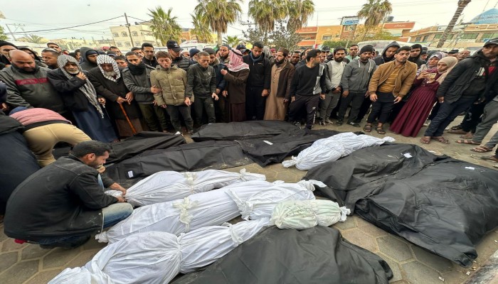 10 مجازر و97 شهيدًا بعدوان الاحتلال على غزة في 24 ساعة